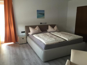  Hotel M&S garni  Донаувёрт